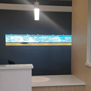 12”x 118”<br>
Fused glass LED luminary<br>
WDH - Seacoast Cancer Center Portsmouth, NH<br>
Artist: Caroline Parent