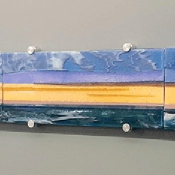 12”x 118”<br>
Fused glass<br>
WDH - Portsmouth, NH<br>
Artist: Caroline Parent
